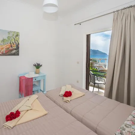 Spiros And Polyxeni *