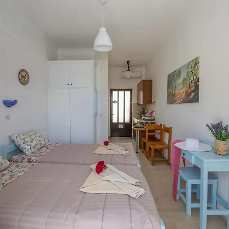 Spiros And Polyxeni Lejlighed