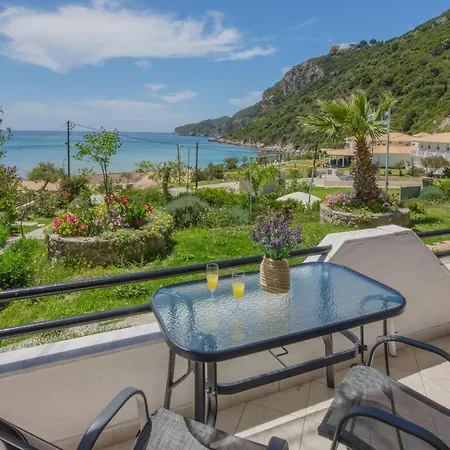 公寓 Spiros And Polyxeni