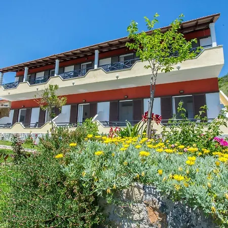 Spiros And Polyxeni Afión