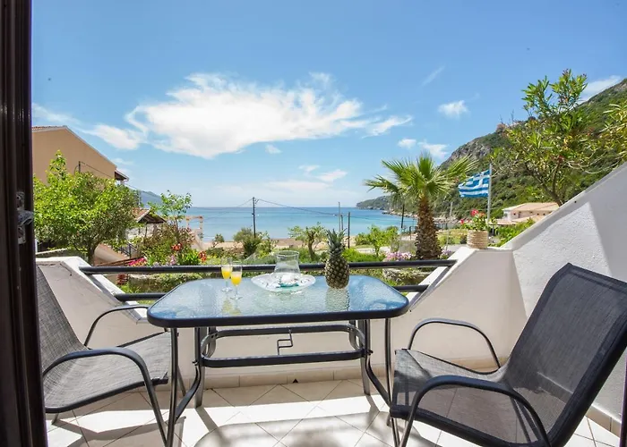 Spiros And Polyxeni *