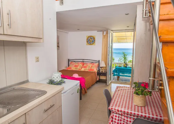 Spiros And Polyxeni Apartment *